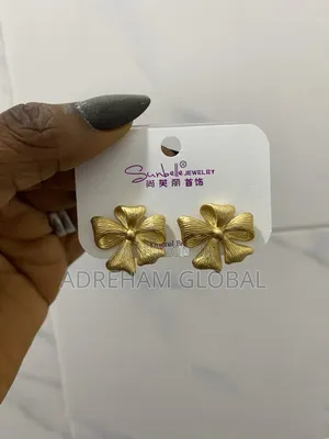 Quality Non Tarnish Sunbelle Fashion Earring