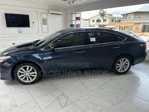 Toyota Avalon XLE 4dr Sedan (3.5L 6cyl 6A) 2015 Blue