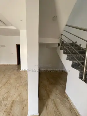 4bdrm Duplex in Rivtaf Golf Estate, Trans Amadi for rent