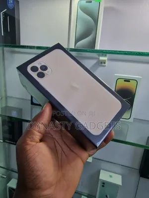 New Apple iPhone 11 Pro Max 256 GB Gold