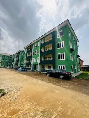 3bdrm Apartment in Osapa london for sale