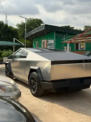 New Tesla Cybertruck 2025 Silver