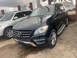 Mercedes-Benz M Class ML350 4MATIC 4dr SUV AWD (3.5L 6cyl 7A) 2015