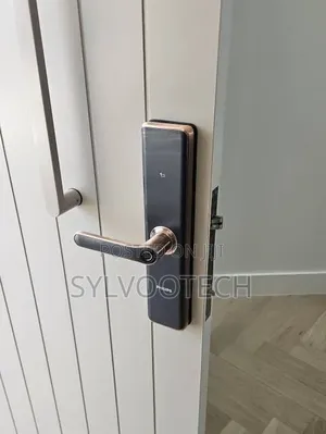 Sylvootech Installation of Smart Door Lock