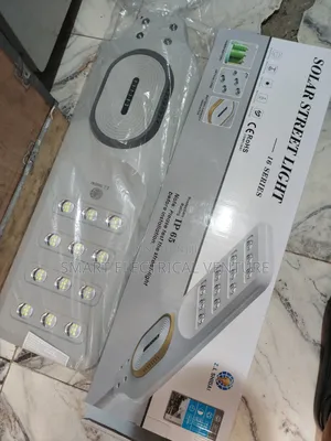 Zl New 400 Watts All in One Solar Street Light Very Durable/Reliable