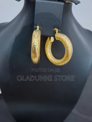 Bold Round Plated Gold Earring