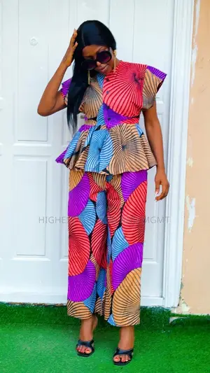 Trouser and Top - Style 821
