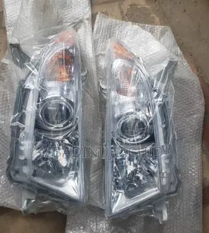 Head Light Highlander 2012
