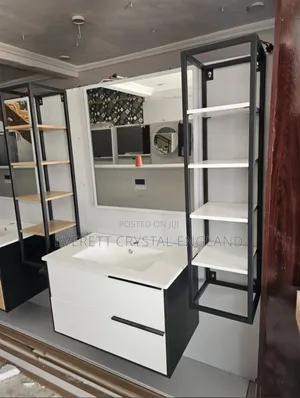 Master's Cabinet Basin
