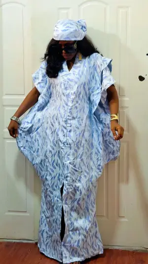 Rich Woman Gown and Scarf - Style 711