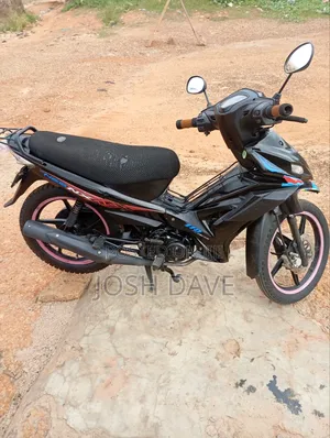 TVS Neo NX 2025 Black
