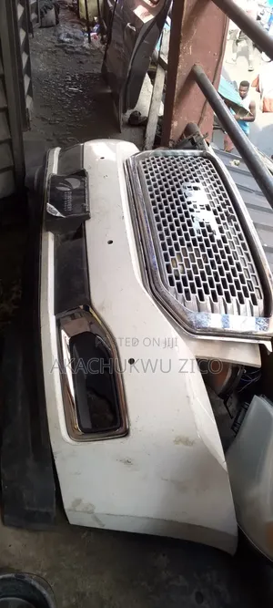 Complete Front Bumper GMC Yukon 2015-2020