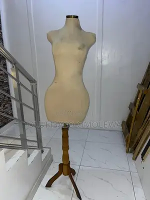Pinnable Mannequin