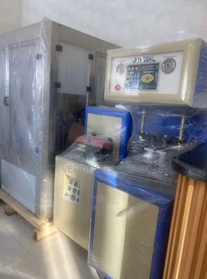 Semi Automatic Pet Blowing Machine