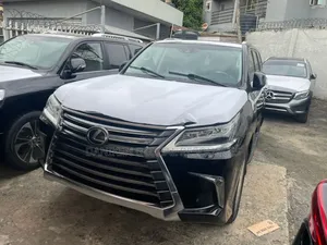 Lexus LX 2021 Black