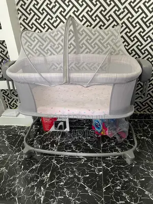 Mastela 3in1 Deluxe Bassinet With Music and Swing