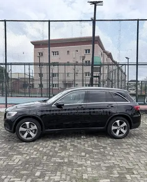 Mercedes-Benz GLC-Class 2017 Black