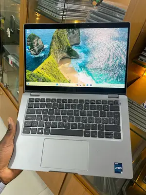 Laptop Dell Latitude 5330 16GB Intel Core i7 SSD 512GB