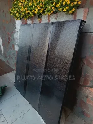 Hard Tonneau/Boot Cover Originated for Toyota Tundra, Hilux Tacoma.