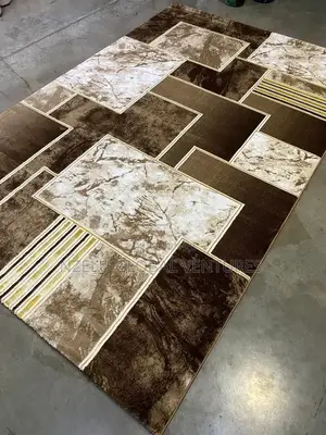 Elegant Centre Rug - Soft Durable for Living Room