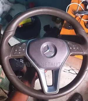 Mercedes Benz GLK/ C300 204 2013/2015 Steering Wheel