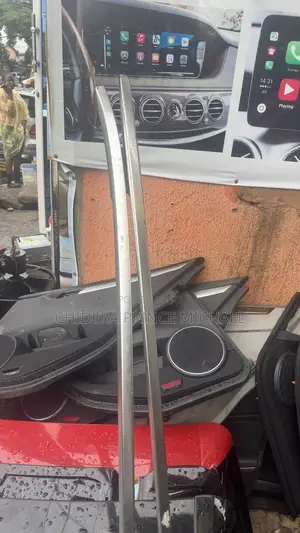 Roof Carrier/Chrome Hanger Glb250 W247 2020/23 Model
