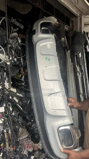 Back Bumper Down With the Chrome and Exhaust for Gla250 W156 Amg