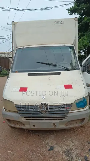 Mercedes Benz Sprinter 606 2000 White