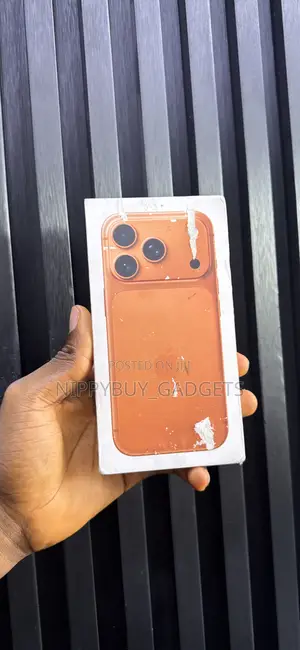 New Apple iPhone 17 Pro 1 TB Orange