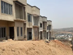 4bdrm Townhouse/Terrace in Maitama for sale