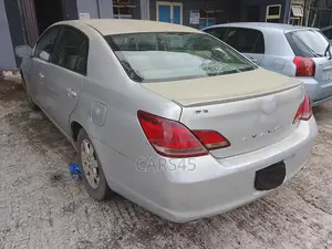 Toyota Avalon Limited Sedan FWD (3.5L 6cyl 6A) 2008 Silver