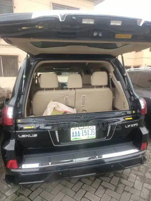 Lexus LX 570 2009 Black
