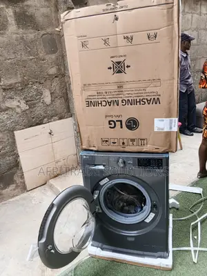 Lg Front Load Smart Washer and Spinner 10.5kg