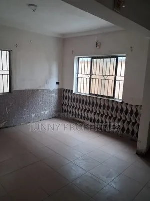 3bdrm Apartment in Sunday Farm Estate, Mangoro for rent
