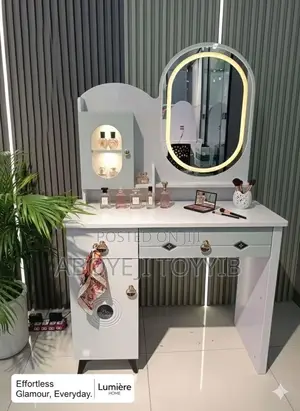 Make Up Station Set