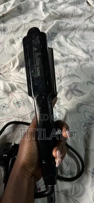 Cloud Nine Straightener