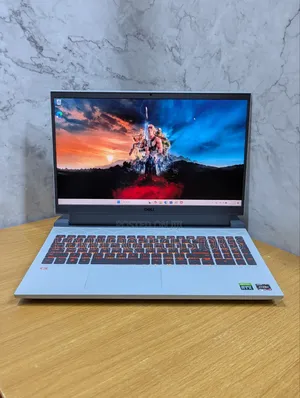Laptop Dell G15 5511 16GB AMD Ryzen 7 SSD 512GB