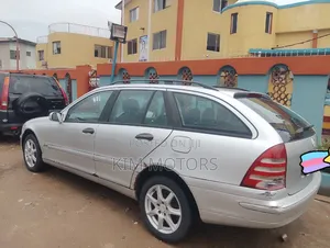Mercedes-Benz C-Class C 180 Kompressor (W204) 2007 Silver