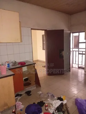 3bdrm Block of Flats in New Gra. Phase 2 for rent