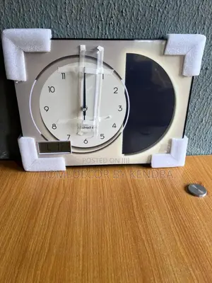 New Modern Luxury Frame Wall Clock