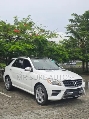 Mercedes-Benz M Class ML350 4MATIC 4dr SUV AWD (3.5L 6cyl 7A) 2015