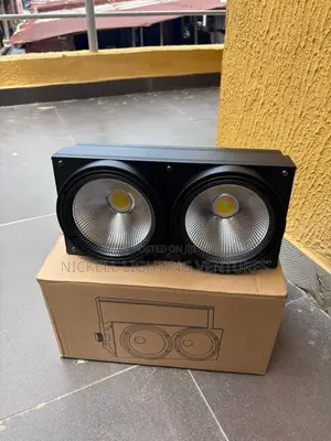 2 Eye Blinder 200w