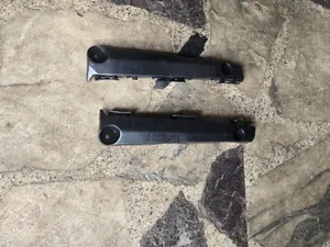 Frontbumper Clips Camry 012 Available