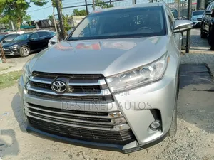 Toyota Highlander Limited Platinum 4x2 V6 (3.5L 6cyl 8A) 2018 Silver