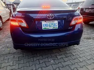Toyota Camry XLE V6 4dr Sedan (3.5L 6cyl 6AM) 2010 Blue