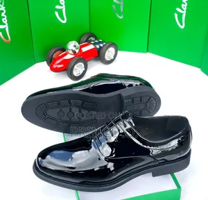 Comparate Leather Shoes