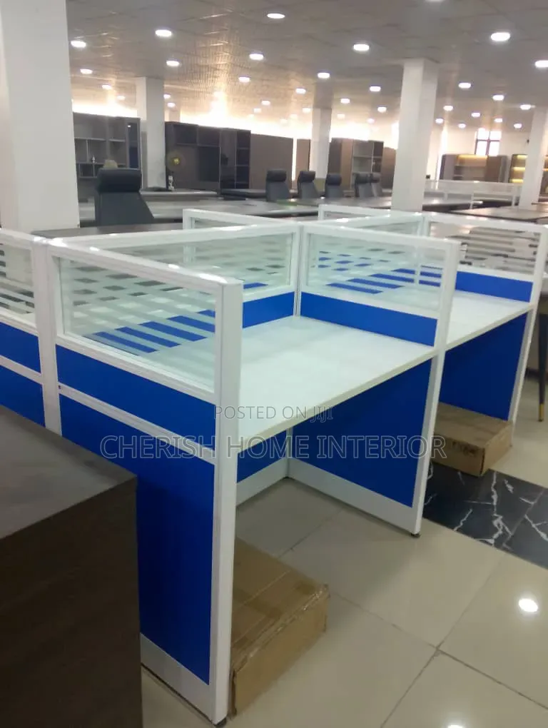 Workstation Table by 4 Seater