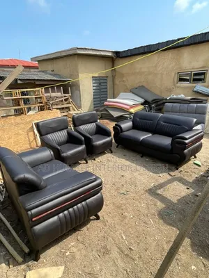 Leather Sofa Chair 7 Sitter.