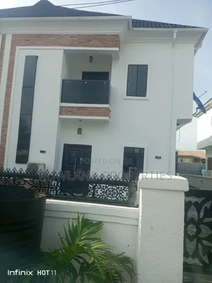 2bdrm Block of Flats in Genesis Court, Ado / Ajah for rent