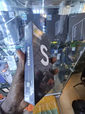New Samsung Galaxy S22 5G 128 GB Black